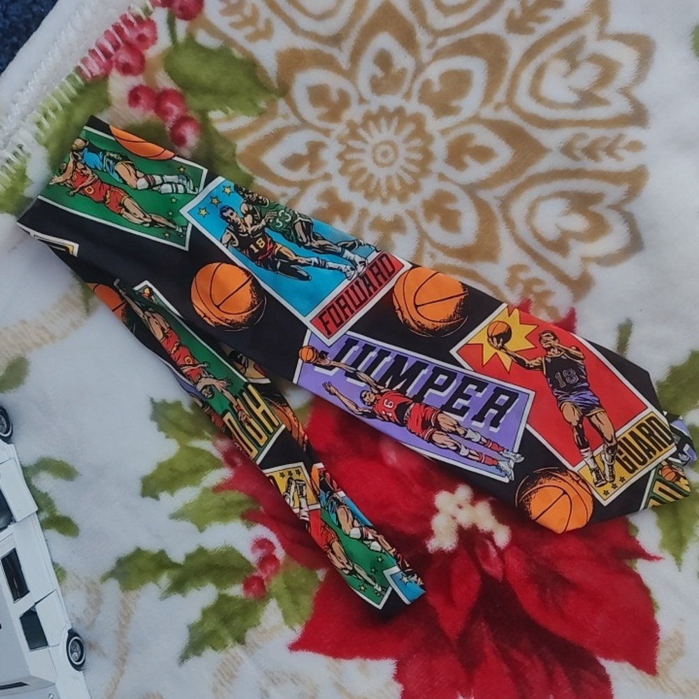 ๐ Tie - Picture 5 of 9